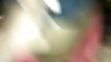 Amateur Desi whore gives a hot XXX blowjob to new boyfriend in the dark