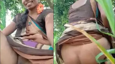 Village Fuck Xxsy Net - Telugu Wife Showing Her Ass And Pussy Outdoors indian sex tube