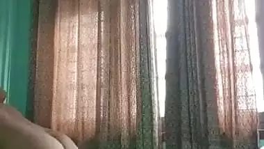 Sexy girl teases her lover and enjoys desi chudai
