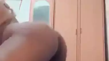 Horny girl dance nude show and fingering videos