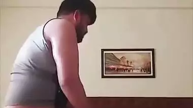 Slim Mumbai girl in doggy fucking with boyfriend