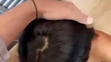 Chennai girl gives a Tamil blowjob in the bathroom