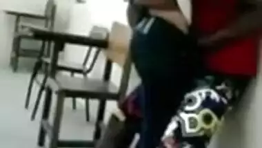 College babe got into pants her BF, while school teacher away, Desi mms scandal