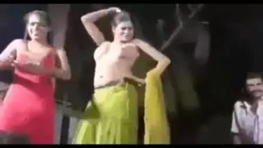 Hot Hijra Chakka Wala Bf Hd xxx desi sex videos at Negozioporno.com