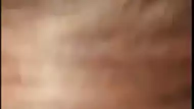 XXX village girl gives a blowjob to Desi man who makes an MMS video