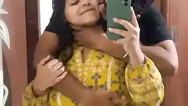 Beautiful tanker wife boob press and doggy viral sex