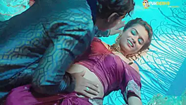 380px x 214px - Db Vids Girls Saree Bra Kacha In Flop And 3 Girls Saree Opening Bedroom  Romance And Sex First Night In Boy xxx desi sex videos at Negozioporno.com