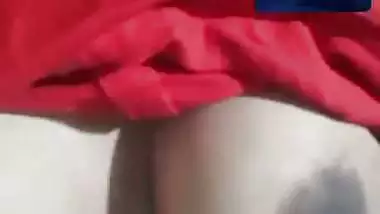 Big boobs showing GF on video call pleases lover