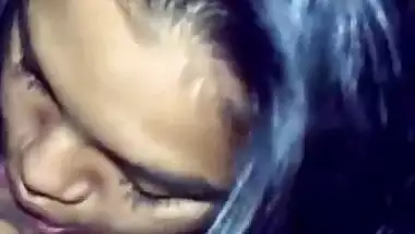 Desi sex model exposes her naked XXX parts and licks nipple close-up