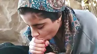 My stepbrother records me sucking his dick in Pakistani sex