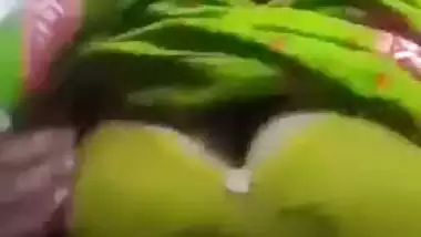 Desi Dehati wife showing off her amazing fat pussy on selfie cam