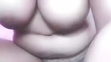 Hot Sexy Busty Girl Online Nude Show For Her Fans - Live Cam