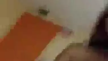 Indian hot Cute desi teen girl riding dick of her boyfriend video - Wowmoyback