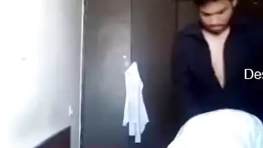 Indian girl in white shirt gives sexual pleasure to loved man on cam