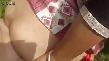 A bhabhi sucks her devar’s dick in a desi blue film video