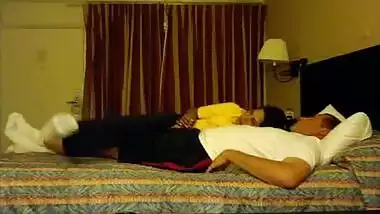 Desi Wife Muniza Fucked - Movies.