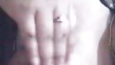 Desi girl sex mood topless boob pressing selfie video