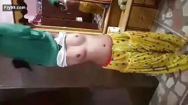 Sexy Desi Girl Strip Her Cloths and Showing Her Nude Body To Lover