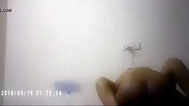 Self shot hindi sexy movie of a desi girl enjoying a nice home sex session