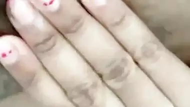 An 18 yr old hot girl shows her naked body in Pakistani sex