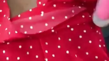 Shhh, daddy can't find out i use his car to play with my dildo... Almost caught by a couple, i wish