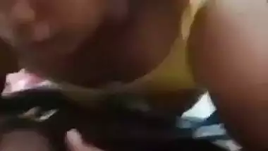 Milf licks honey from a dick in Tamil aunty sex MMS