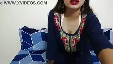 Indian close-up pussy licking to seduce Saarabhabhi66 to make her ready for long fucking, Hindi roleplay HD porn video