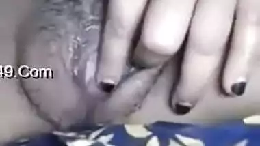 Today Exclusive- Horny Desi Girl Showing Hr Boobs And Fingering On Video Call Part 1