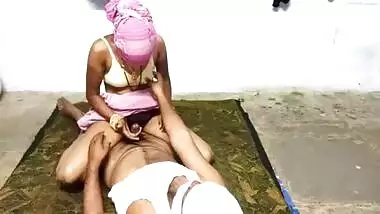 Sex with a Telugu wife in the middle of the night in a dark yellow sari