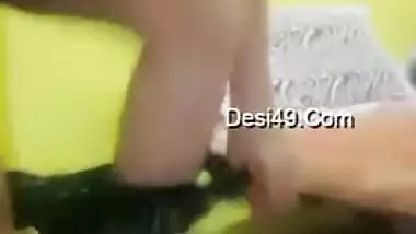 Fatty Desi teen is home alone so it's a good chance for sex show