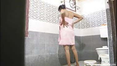 Indian Bhabhi Amrita Taking Shower indian sex tube