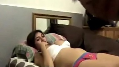 New York Sexy Jabardasti Sex Video Hindi - Naughty Didi Apne Cousin Brother Ke Big Dick Se Chudi indian sex tube